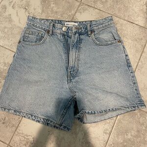Zara Jean Bermuda shorts